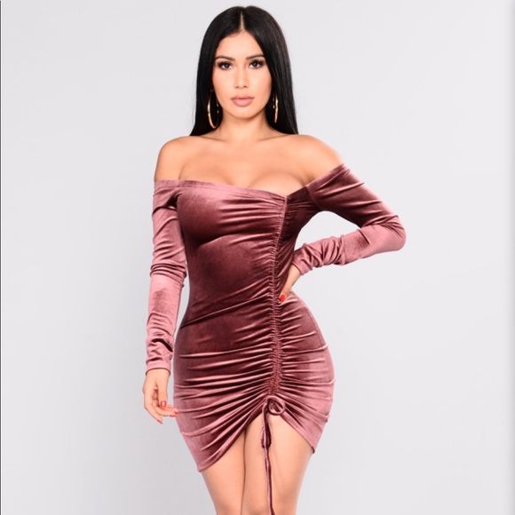 Fashion Nova Dresses & Skirts - Fashion Nova Off the Shoulder Velvet Mini Dress XS